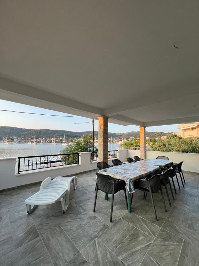 Apartmani Tamaris Vinišće Exterior foto